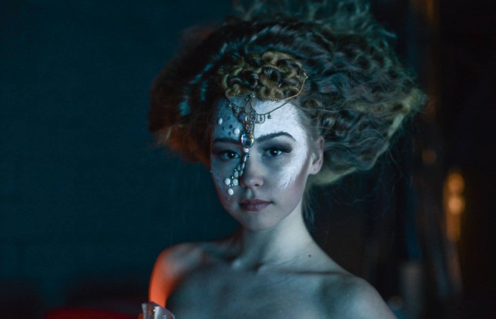 967271_526108110757656_2037088417_o